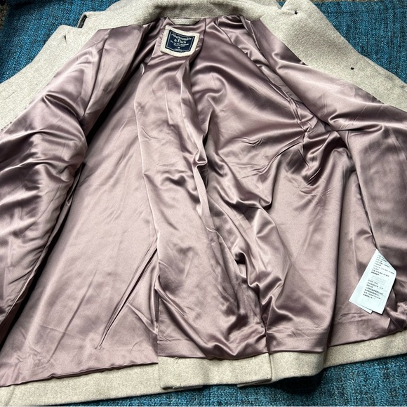 Abercrombie & Fitch Women's Wool Blend Swing Coat in Light Tan - Picture 3 of 7